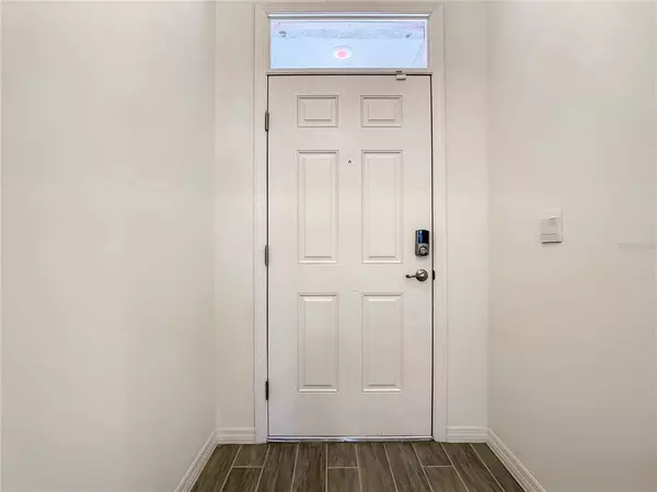 1519 LYONSDALE LN, Sanford, FL 32771