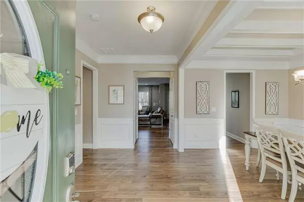 6420 Hickory Branch DR, Hoschton, GA 30548