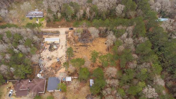 19172 Huntingshire, New Caney, TX 77357