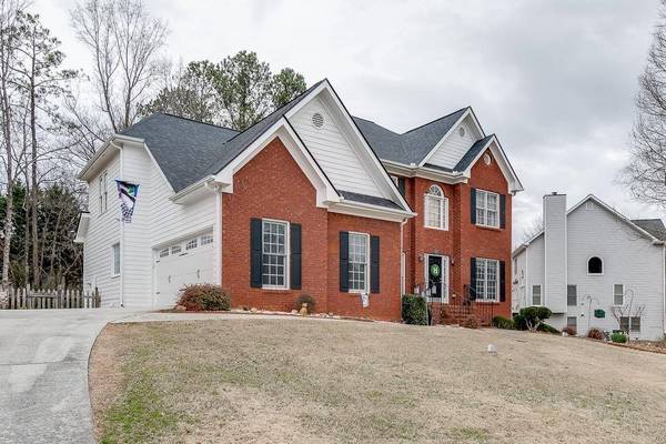 1685 Little Lisa LN, Snellville, GA 30078