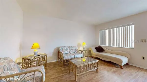 8080 112TH ST #105, Seminole, FL 33772