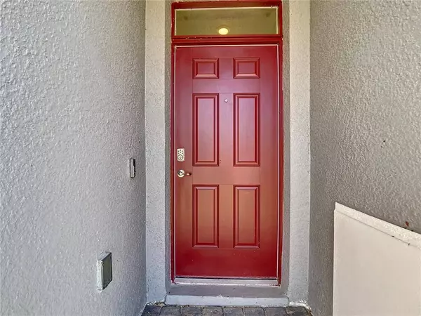 1519 LYONSDALE LN, Sanford, FL 32771