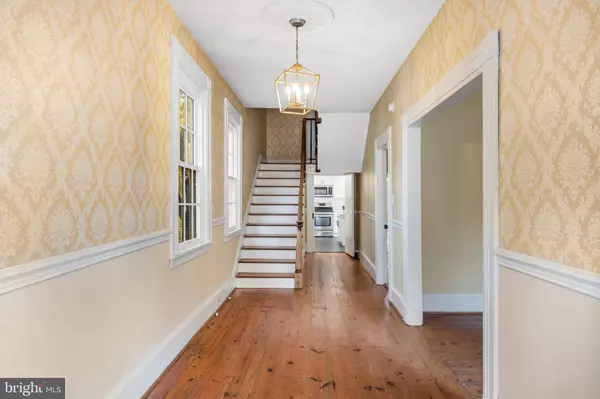 7 FILBERT ST, Medford, NJ 08055