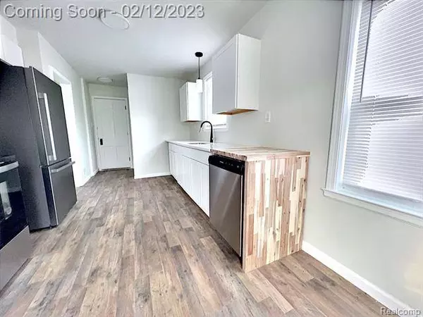 18406 WESTHAVEN Avenue, Southfield, MI 48075