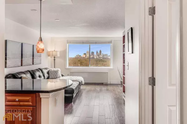 2479 Peachtree RD NE #810, Atlanta, GA 30305