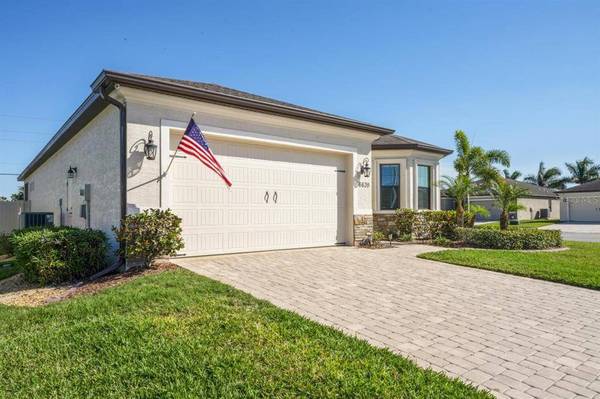 6639 35TH CT E, Sarasota, FL 34243