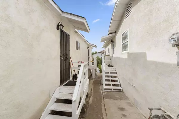 2774 Vista Way, National City, CA 91950