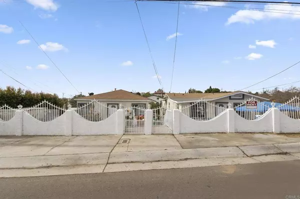 2774 Vista Way, National City, CA 91950