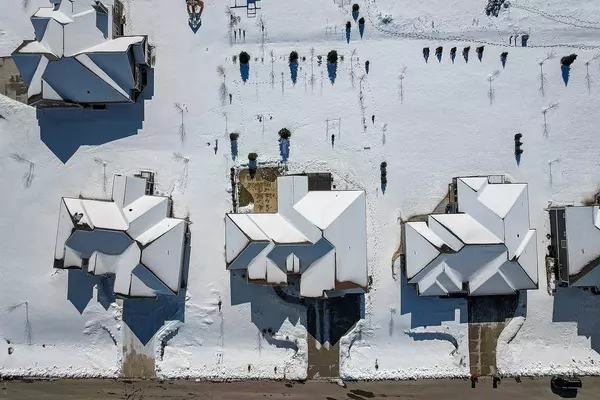 5775 Equestrian Way, Westport, WI 53597