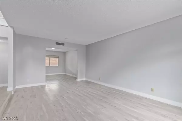 3907 Ebro Way, Las Vegas, NV 89103