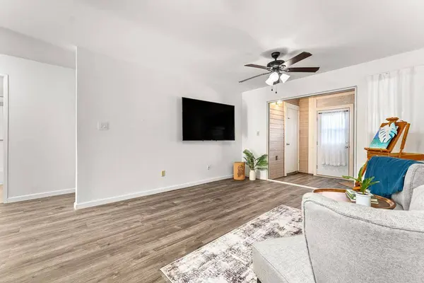 25 Waipaa Ln #44-103, Wailuku, HI 96793