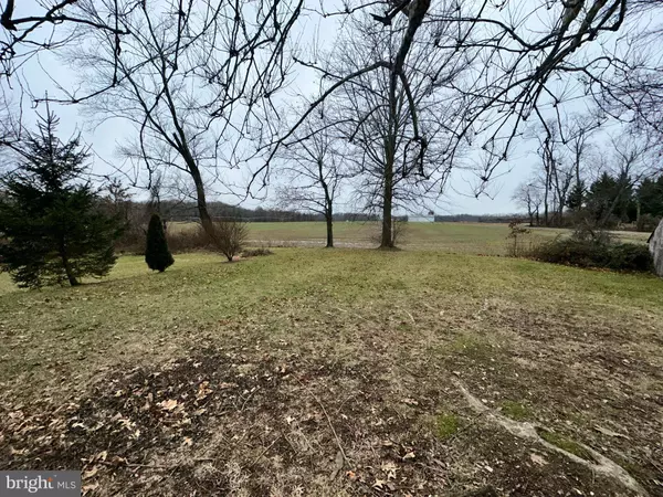 66 CHESTERFIELD GEORGETOWN RD, Chesterfield, NJ 08515