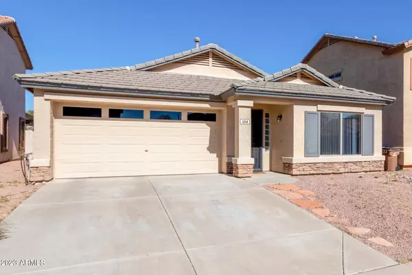 1014 E DRAGON FLY Road, San Tan Valley, AZ 85143