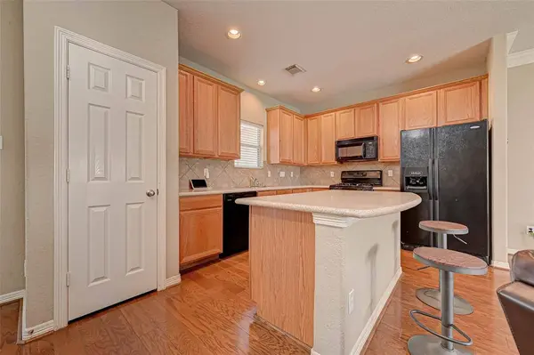 25314 Old Carriage LN, Spring, TX 77373