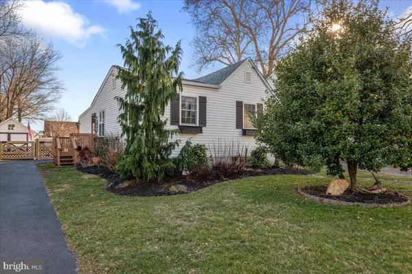 150 THOMAS AVE, Maple Shade, NJ 08052