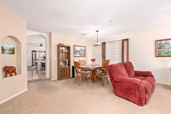 1014 E DRAGON FLY Road, San Tan Valley, AZ 85143