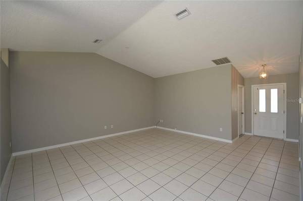 11 EMMONS LN, Palm Coast, FL 32164