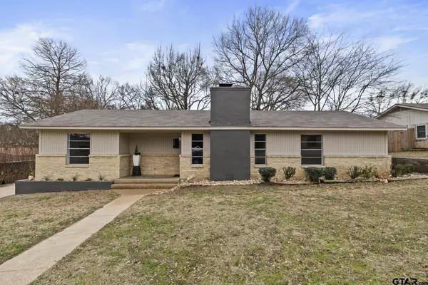 206 Cross, Mt Pleasant, TX 75455