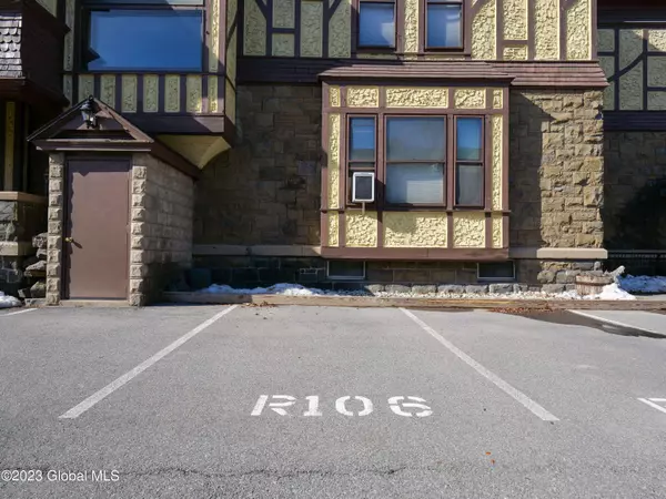 115 Union Avenue, Saratoga Springs, Inside, NY 12866