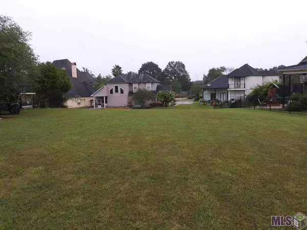 18348 FOUNTAIN HILL, Prairieville, LA 70769