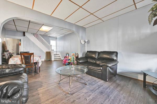 536 N FRONT ST, Steelton, PA 17113