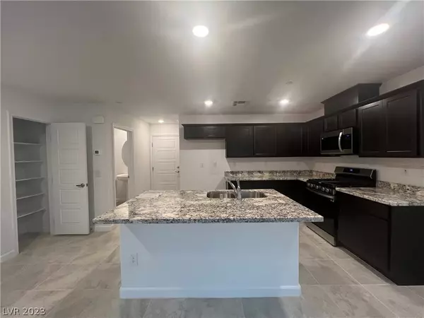 3517 Arcadian King Avenue, Las Vegas, NV 89106