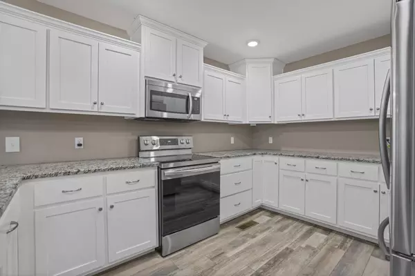 110 Bee Line Way, Trenton, KY 42286