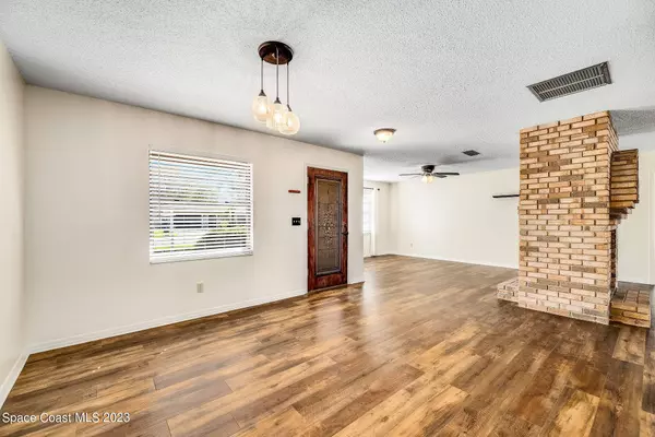 3148 Village Park Drive, Melbourne, FL 32934