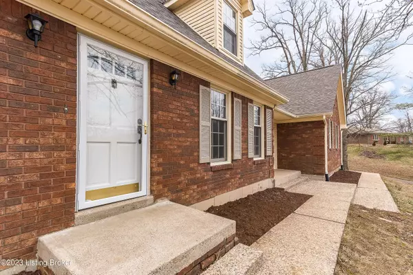 2350 NE Ridgecrest Dr, Lanesville, IN 47136