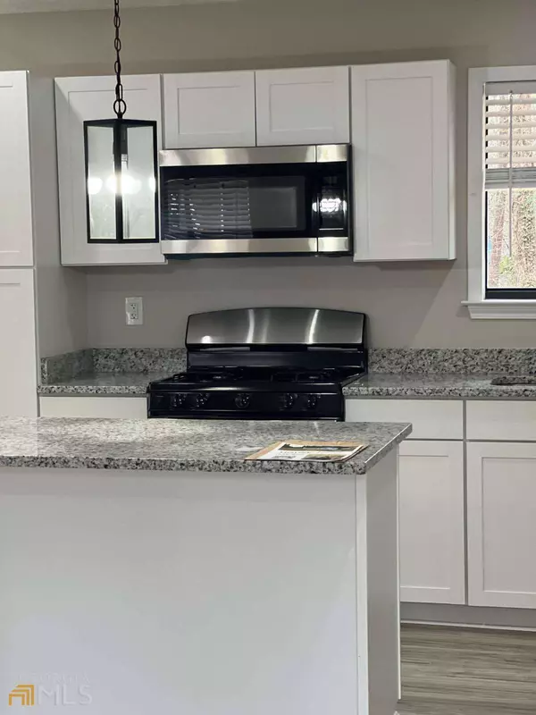 2831 Broxton Mill CT, Snellville, GA 30039