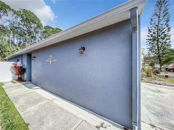 132 GLEASON CV, Sanford, FL 32773