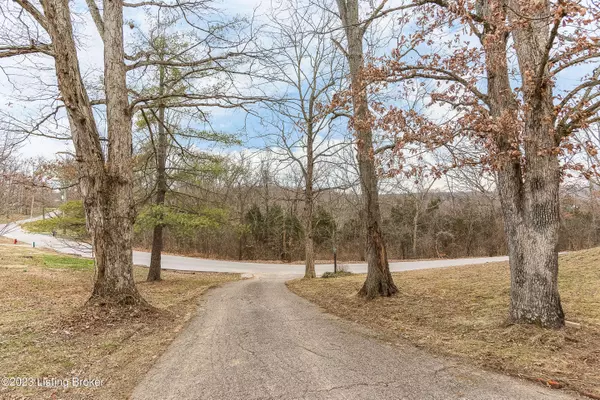 2350 NE Ridgecrest Dr, Lanesville, IN 47136