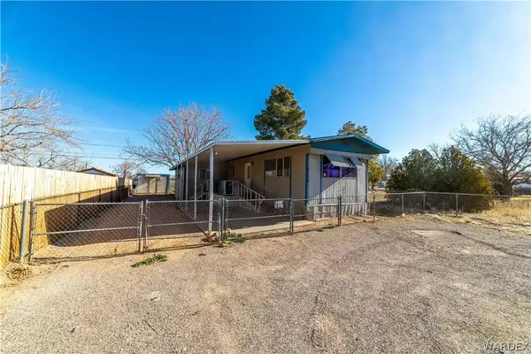 4025 E Lum AVE, Kingman, AZ 86409