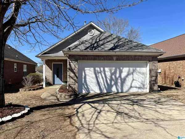 4857 LONGMEADOW LANE, Bessemer, AL 35022