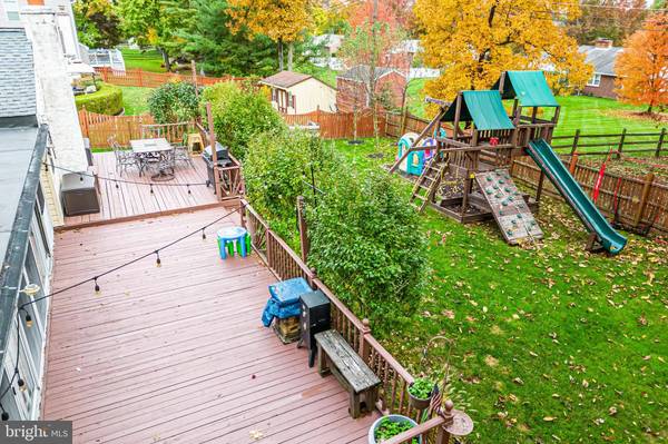 305 STORMFIELD DR, Harleysville, PA 19438