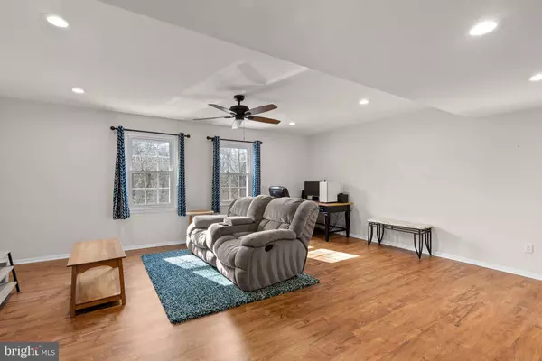 1858 FOXDALE CT, Crofton, MD 21114