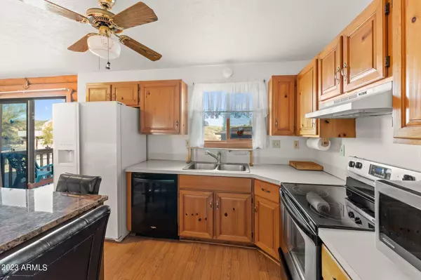 51201 N 296TH Avenue, Wickenburg, AZ 85390