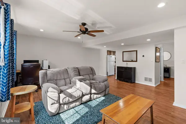 1858 FOXDALE CT, Crofton, MD 21114