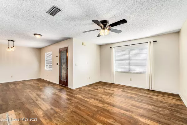 3148 Village Park Drive, Melbourne, FL 32934