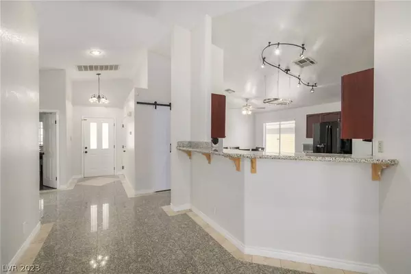 8313 Alder Meadows Avenue, Las Vegas, NV 89131