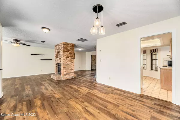 3148 Village Park Drive, Melbourne, FL 32934