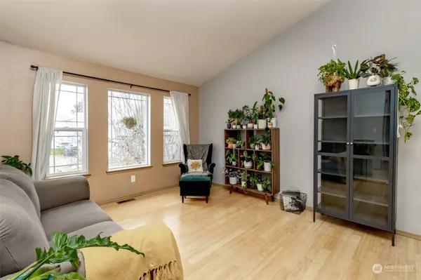288 Sage ST, Port Orchard, WA 98366