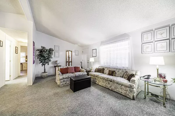 3700 Bellinger LN #SPC 22, Medford, OR 97501