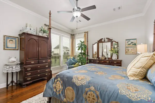 16462 PARKER PLACE DR, Prairieville, LA 70769