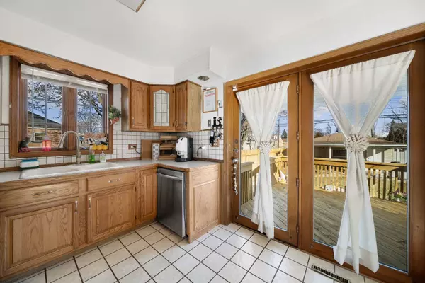 3253 N Oriole Avenue, Chicago, IL 60634