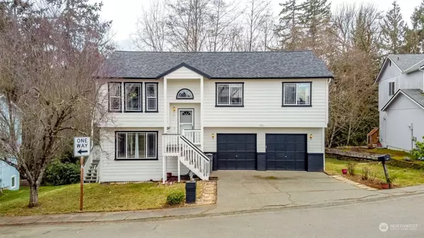 288 Sage ST, Port Orchard, WA 98366