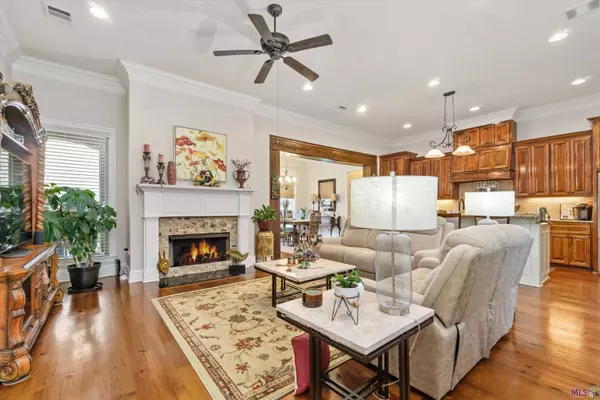 16462 PARKER PLACE DR, Prairieville, LA 70769