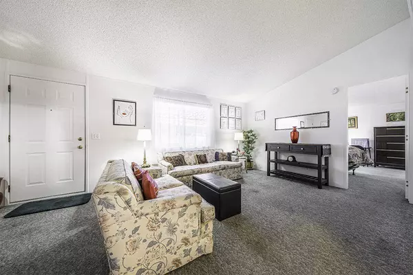 3700 Bellinger LN #SPC 22, Medford, OR 97501