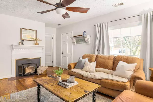 3042 Oakdale RD, Atlanta, GA 30354