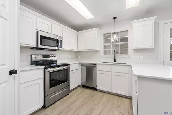 37431 S PARK AVE, Prairieville, LA 70769